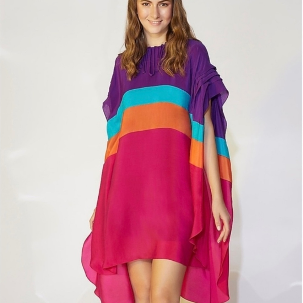 WENDELL RODRICKS NWOT designer short kaftan